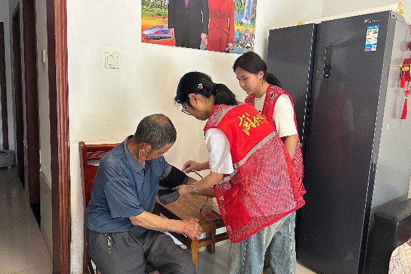 长丰县岗集镇:“三举措”延伸基层治理“服务触角” (1).jpg